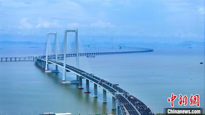 广东预计今年“端午”假期高峰日车流量约915万车次(图1)