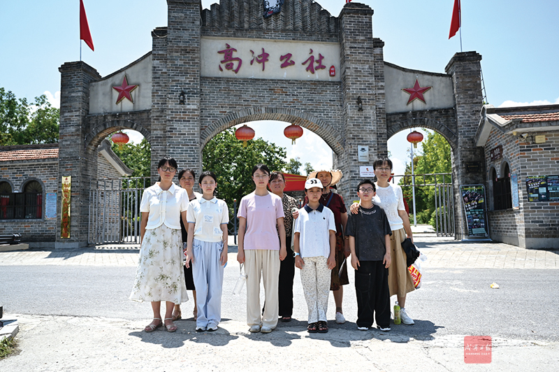 组图：触摸历史脉搏  书写家乡之美 ——“小小记录者”社会实践走进通城县