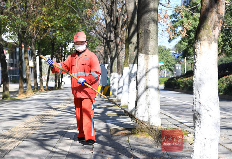 图文：疫情下的城市美容师