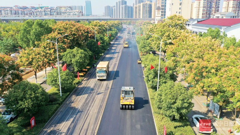 图文：城区道路  改造升级