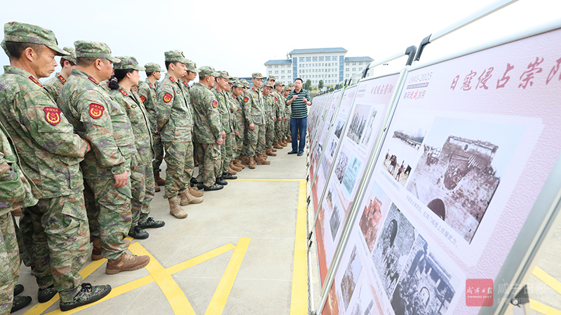 图文：“四送”进基地