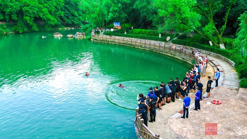 图文：联合培训防溺水共筑水域安全网