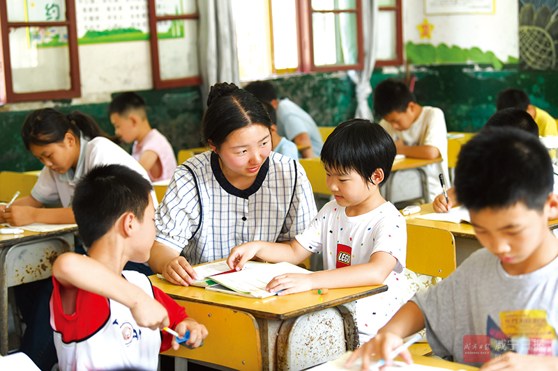 图文：咸宁开设304个“爱心托管班”