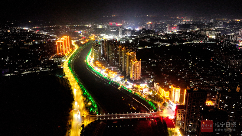 图文：点亮“夜经济” 升腾“烟火气”