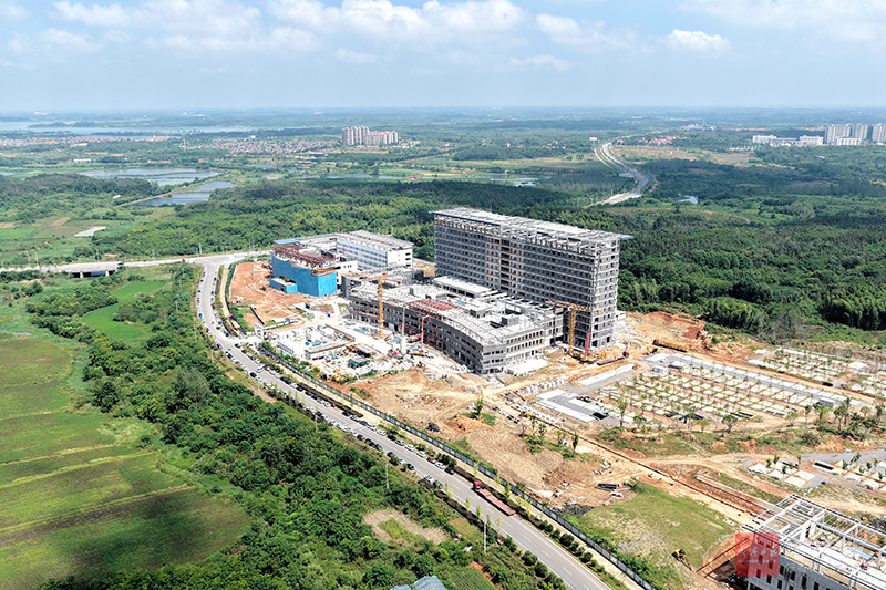 图文：同济咸宁医院 建设有序推进