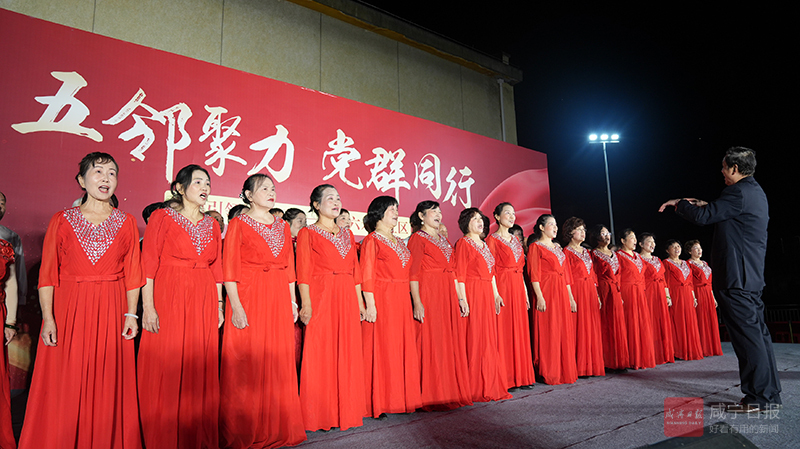 组图：赤壁党群同行共筑幸福社区