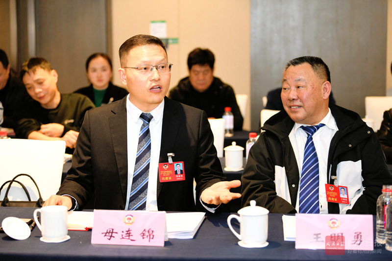 母连锦委员:建议加大黄精产业扶持力度,在此基础上进一步完善产业引导政策。.JPG